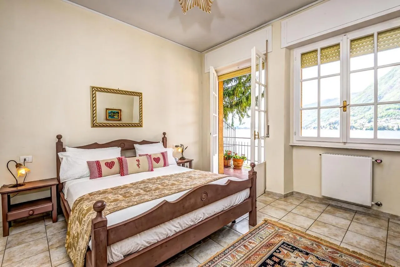 Aparthotel Lake Como Beach Resort Waterfront Villas